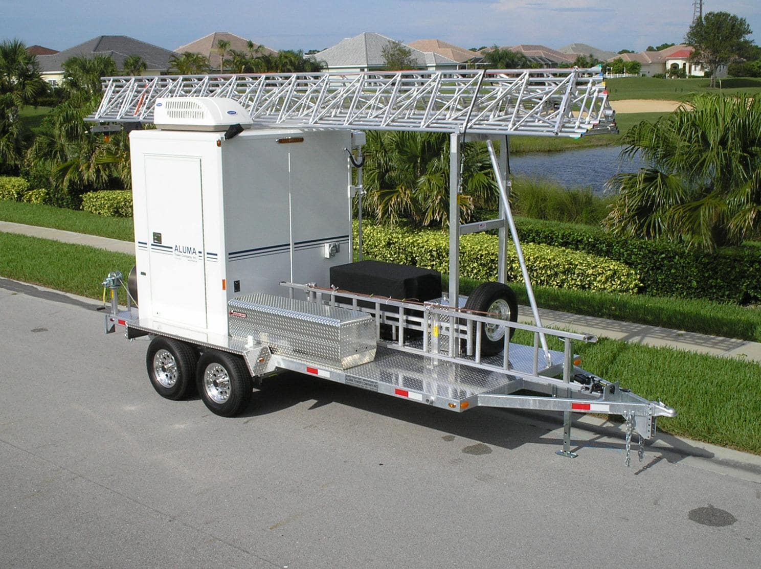 S6 Trailer Mounted Mast Aluma Tower Company s6-trailer-mounted-mast-aluma-tower-company