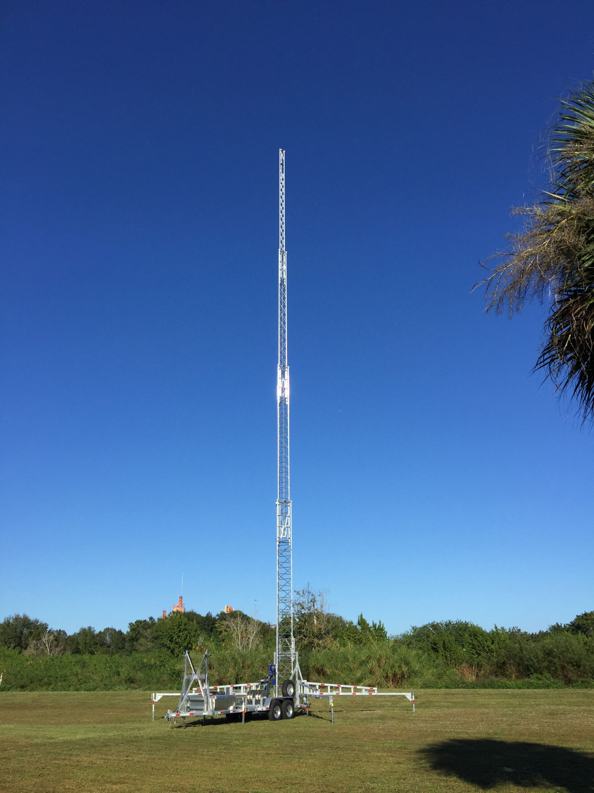 Integrated Telescoping Aluminum Tower Trailer